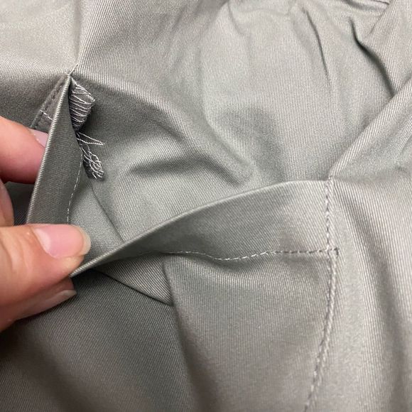 NEW Amazon Shorts - Picture 4 of 8